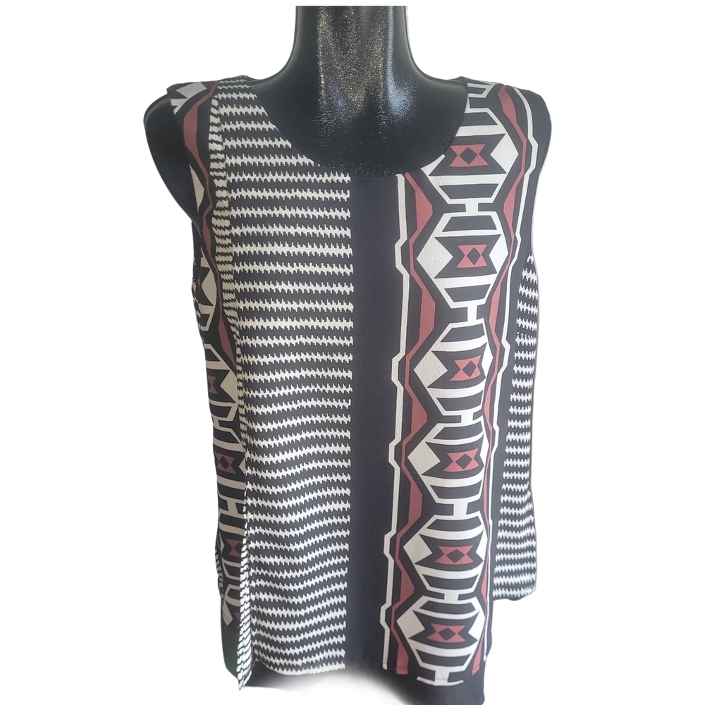 Bali Geometric Patterned Sleeveless Top M